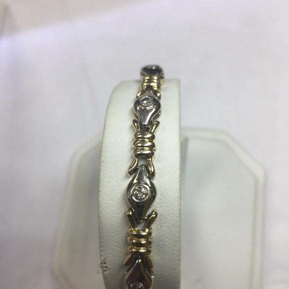 14K  yellow gold round diamonds bracelet - Picture 3 of 5